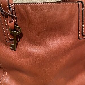 Elegant Leather Tote Bag - Brown